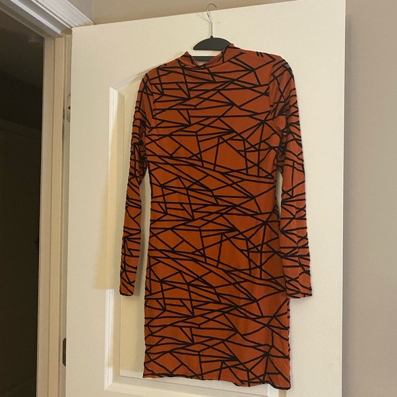 Fashion Nova Mesh It Up Mini Dress Rust w Textured Black Detail - Size M - NWOT - Picture 9 of 9